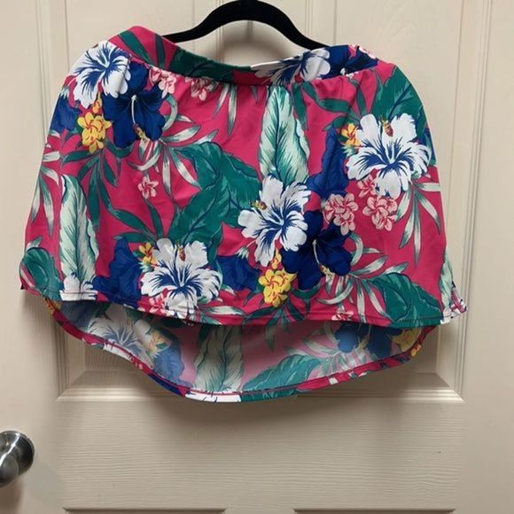 Cacique by Lane Bryant Swim Tankini Top Swim and Skirt Swimsuit - Picture 6 of 8